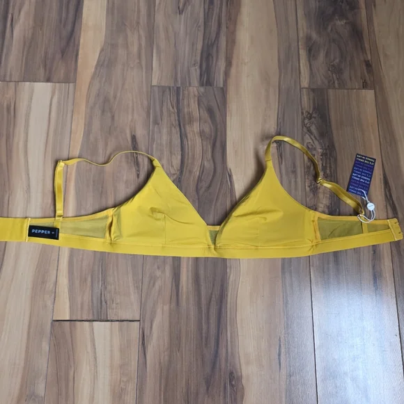 Pepper Wire Free Tshirt Bra Small Nwt - Picture 2 of 3